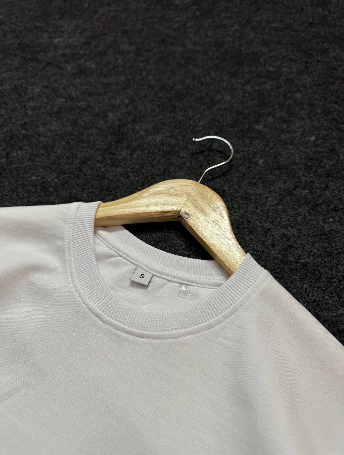 Men’s 240 GSM Oversized White T-Shirt
