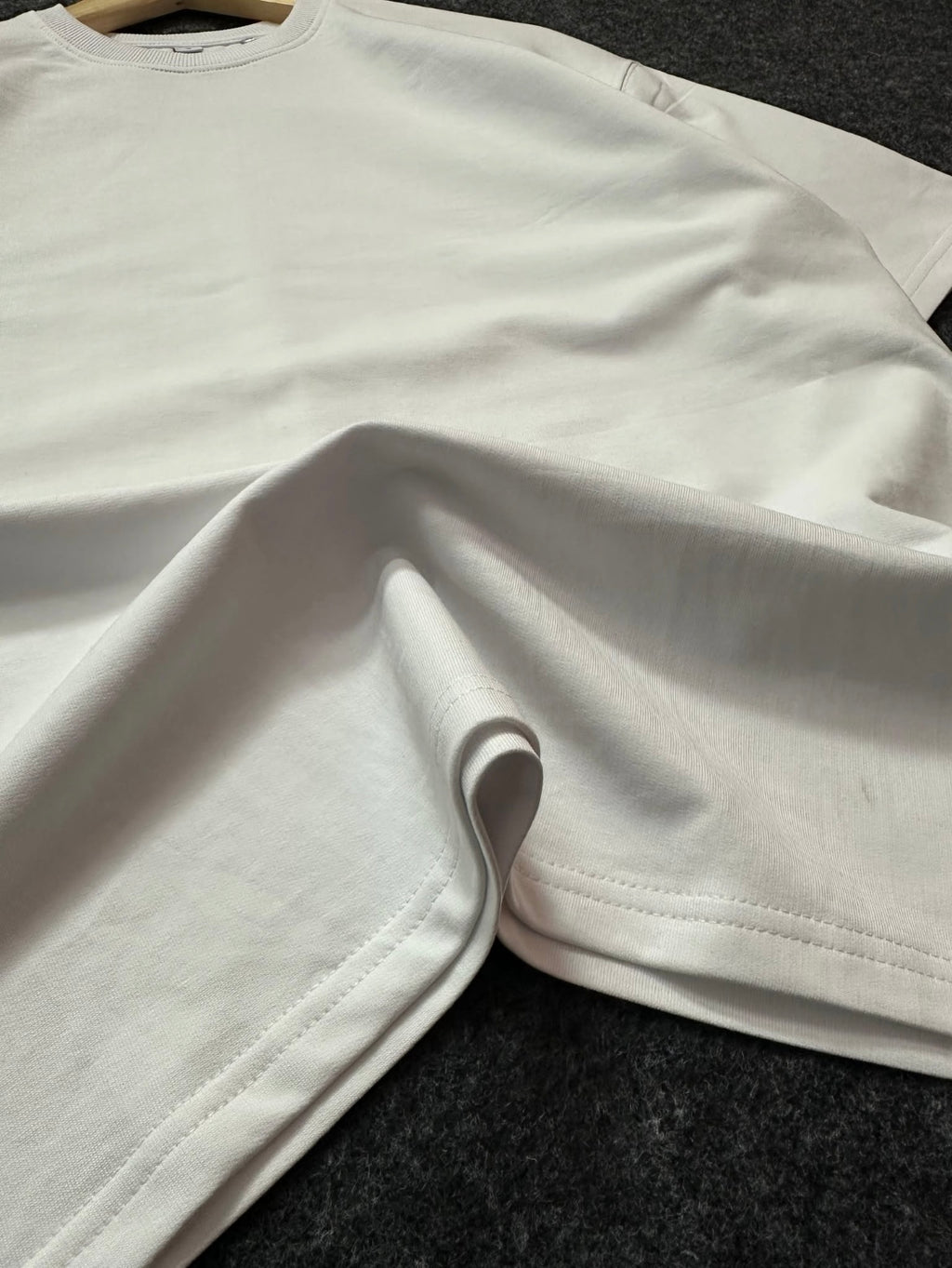Men’s 240 GSM Oversized White T-Shirt