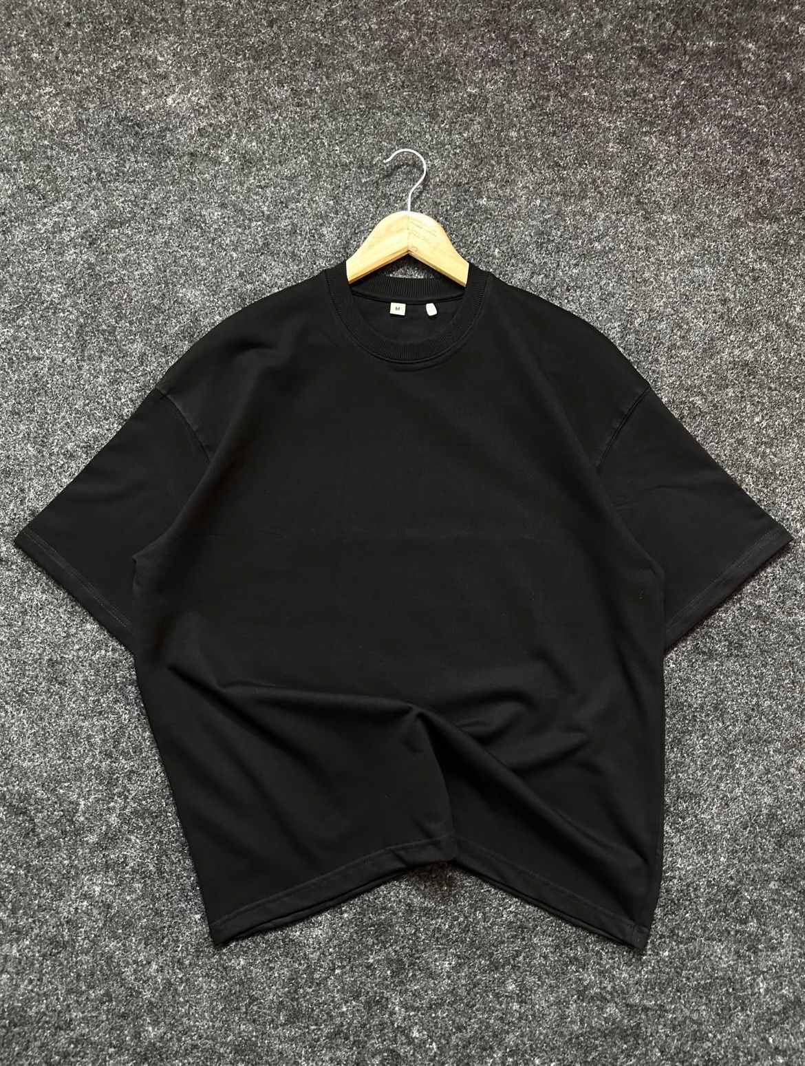 Men’s 240 GSM Oversized Black T-Shirt
